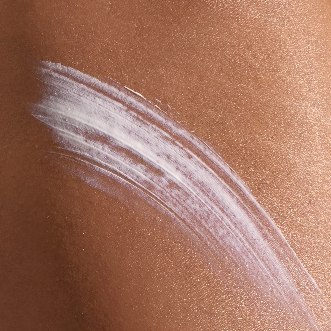 Super Smooth Resurfacing Body Lotion - Image 4